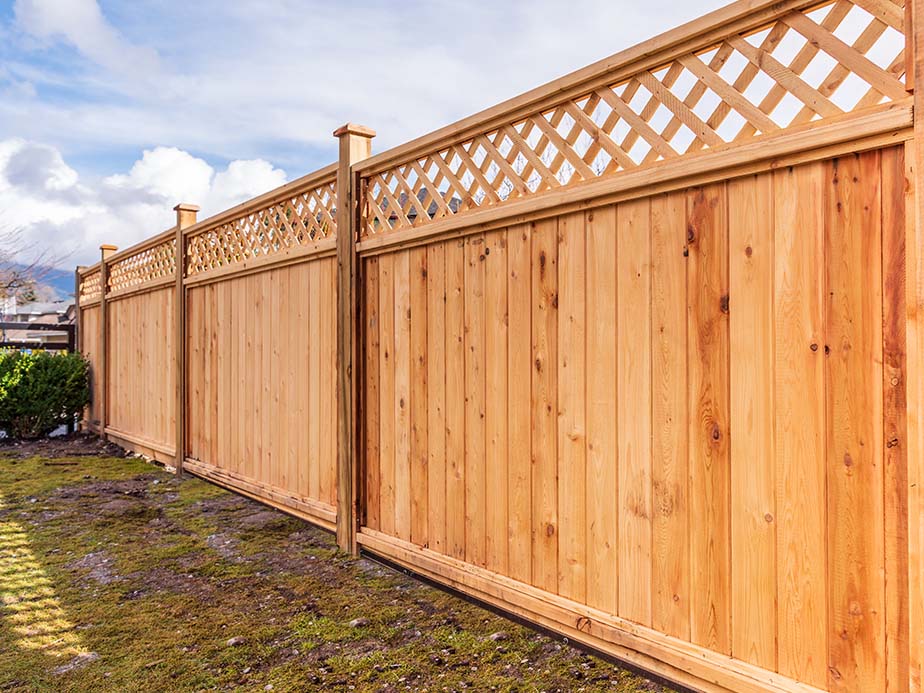 Wood Fence Contractor in Cincinnati Ohio